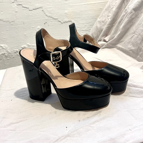 NWOT Coach Isabella Black Patent Leather Platform Heel / Women’s Size 8 - Picture 2 of 7
